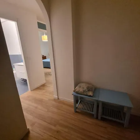 La Casa Bianca E Blu Appartamento *